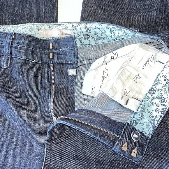 Chico’s Platinum Denim Wide Leg Jeans Chico’s Size 1.5/Medium/Size 10 - Picture 4 of 8